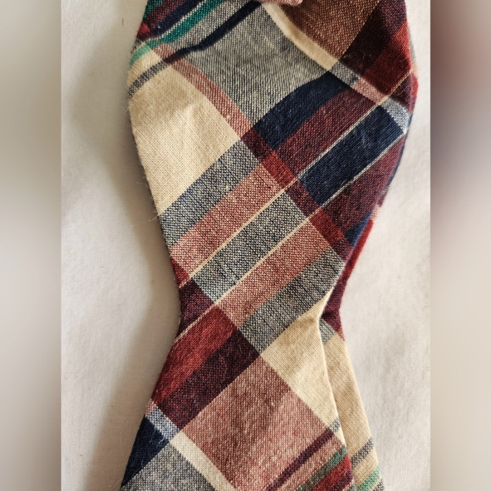 NWT Tie Bowtie Saddlebred Brand